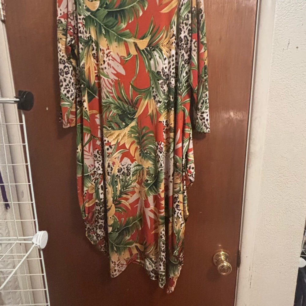 Tropical Print Maxi Dress - Picture 16 of 16